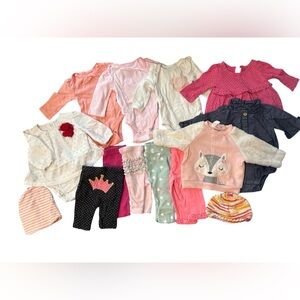 Bundle lot of Girl’s 0-3 month winter clothes 14pc long sleeves, pants, sweater